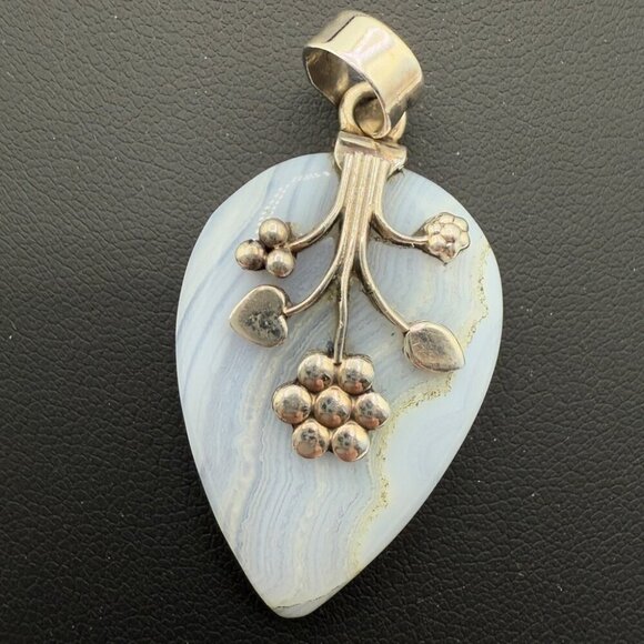 Gorgeous Blue Lace Agate and Marked 925 Silver Teardrop Blue Nature Pendant - Picture 1 of 11